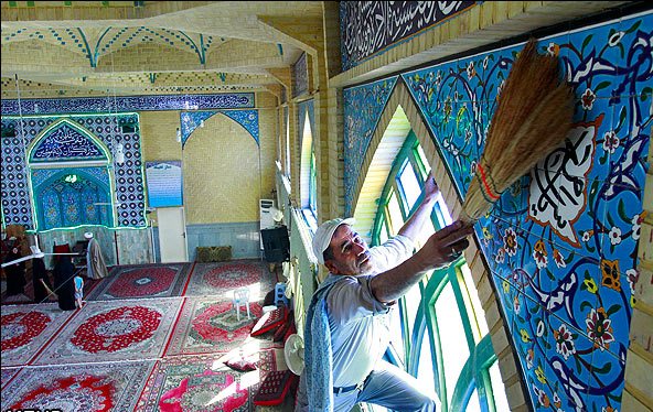 غبار روبی 690 مسجد استان در آستانه ماه رمضان