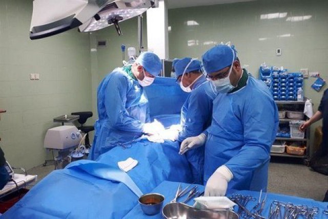 سخاوت پزشکان موسسه محکم مرهمی بر زخم کودکان استان
