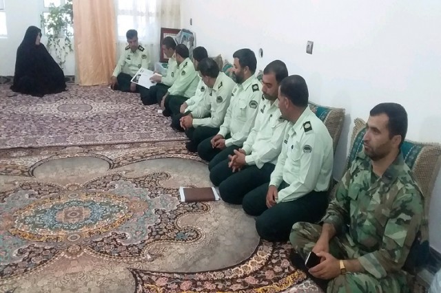 شکیبایی خانواده شهدا الگویی برای همگان شکیبایی خانواده شهدا الگویی برای همگان