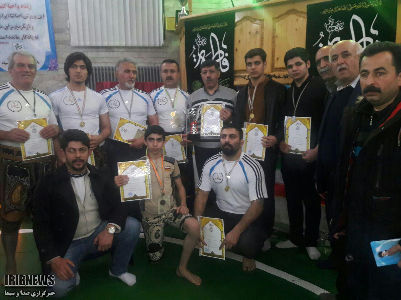 مهاباد نائب قهرمان مسابقات زورخانه ای و پهلوانی استان