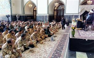 گرامیداشت5شهیدتازه تفحص شده دفاع مقدس در حرم مطهر رضوی