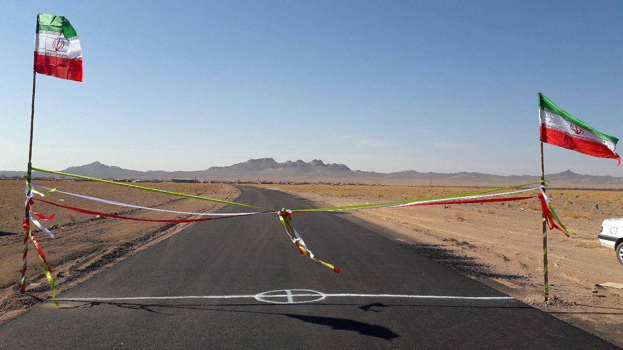 افتتاح وکلنگ زنی ده طرح عمرانی و خدماتی در شهربابک