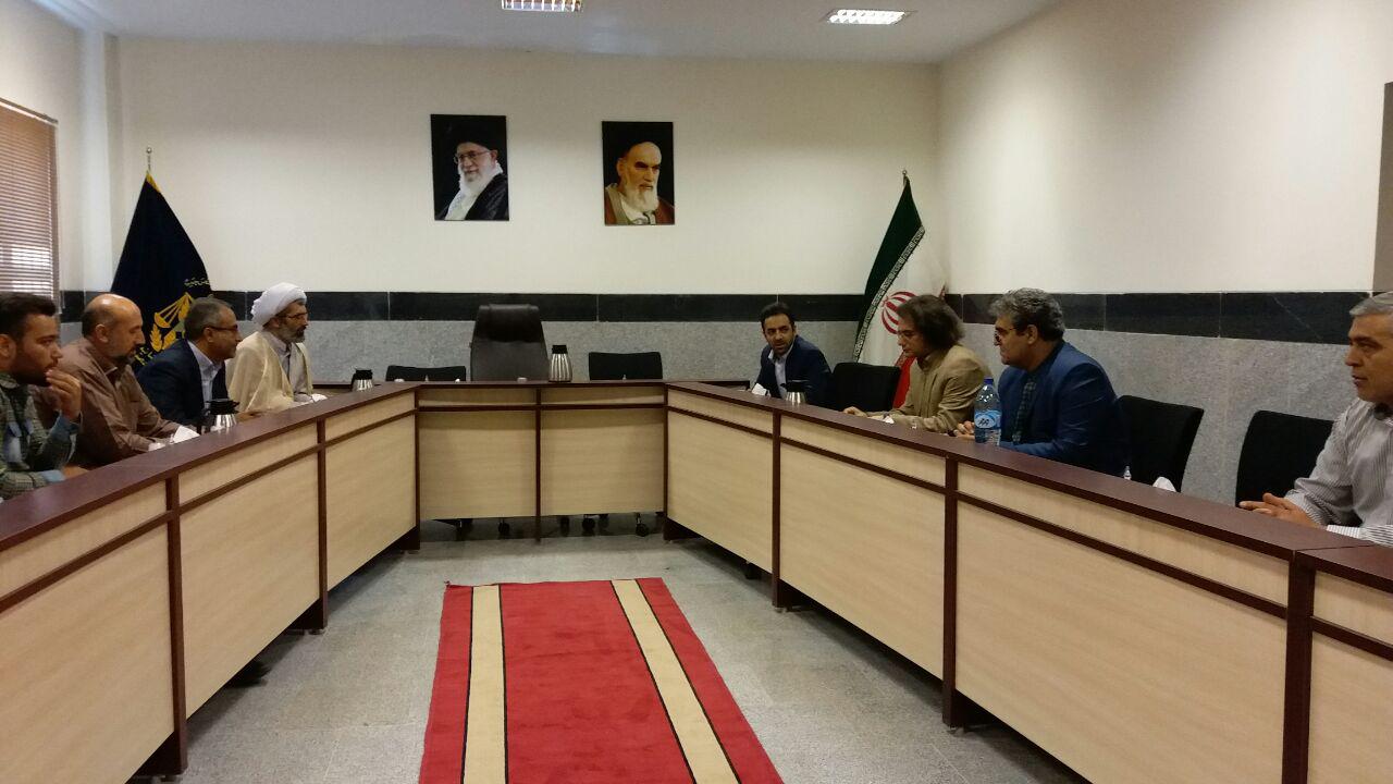 اجرای برنامه های فرهنگی و هنری برای مددجویان ندامتگاه تهران بزرگ