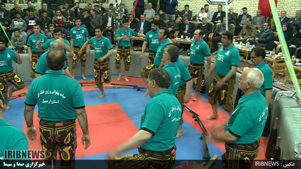 تجلیل از پیشکسوتان ورزش زورخانه ای و پهلوانی در اردبیل