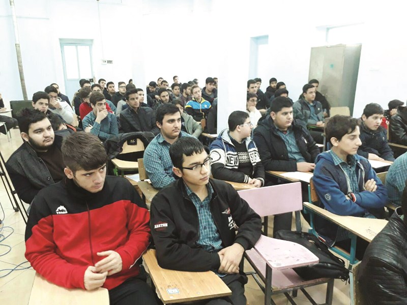 حذف دروس پیش‌نیاز در دبیرستان