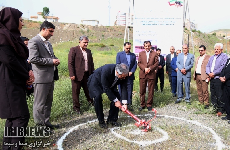 کلنگ زنی احداث زورخانه در سنندج کلنگ زنی احداث زورخانه در سنندج