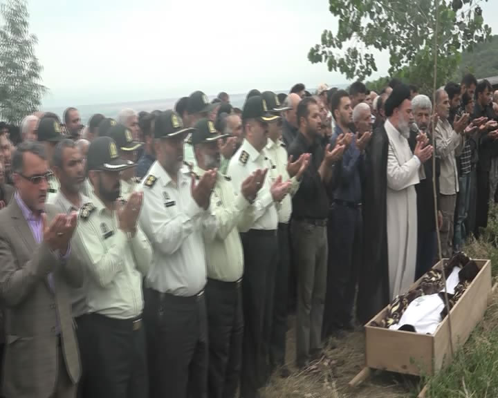 تشییع پیکر پدر شهيد در بهشهر تشییع پیکر پدر شهيد در بهشهر