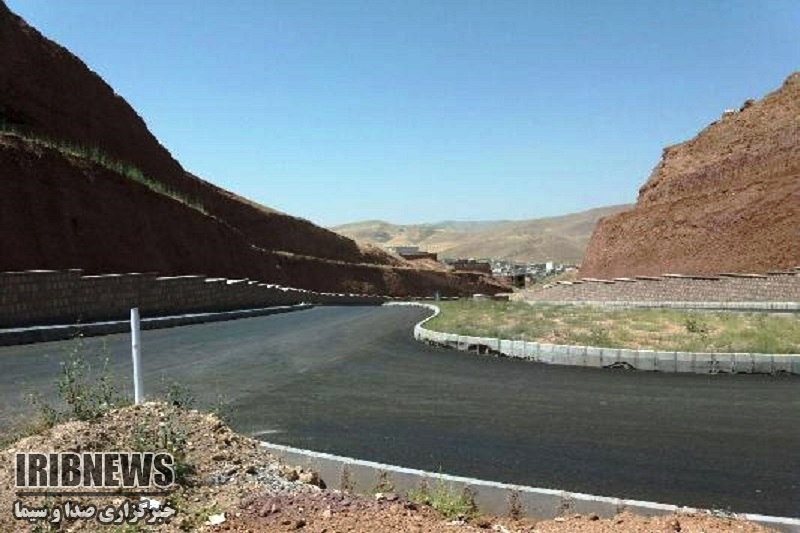 هشدار نسبت به ریزش کوه در کمربندی کوه داشا مجید مهاباد هشدار نسبت به ریزش کوه در کمربندی کوه داشا مجید مهاباد