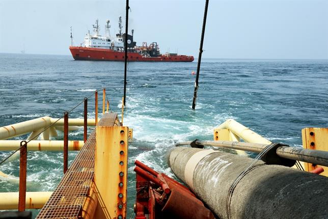 پایان لوله‌گذاری دریایی طرح‌های گازی پارس جنوبی