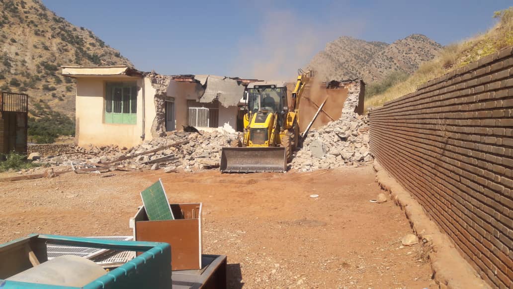 دانشگاه گیلان  ، دانشگاه مدرسه ساز