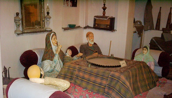 گزارش آیین های طولانی ترین شب سال در اردبیل