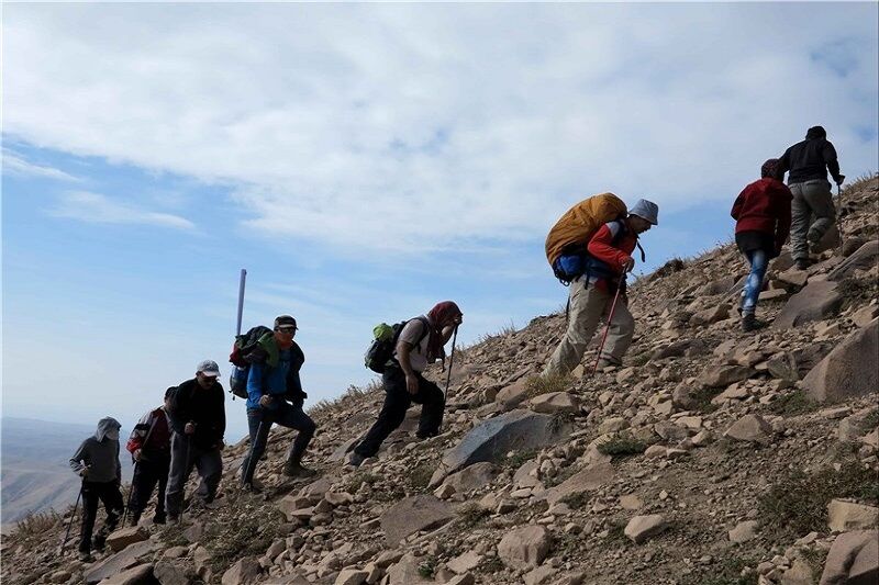 برگزار همایش کوهپیمایی خانواده در کهگیلویه وبویراحمد