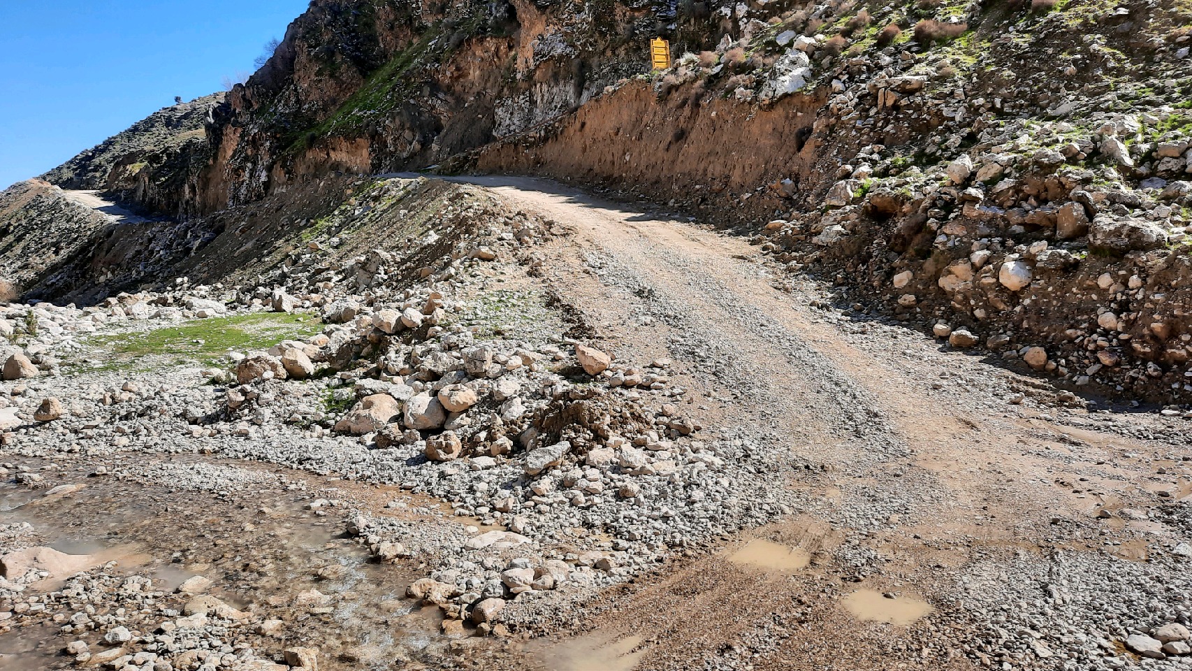 ساخت پل روستای رودکوف با مشارکت بنیاد علوی