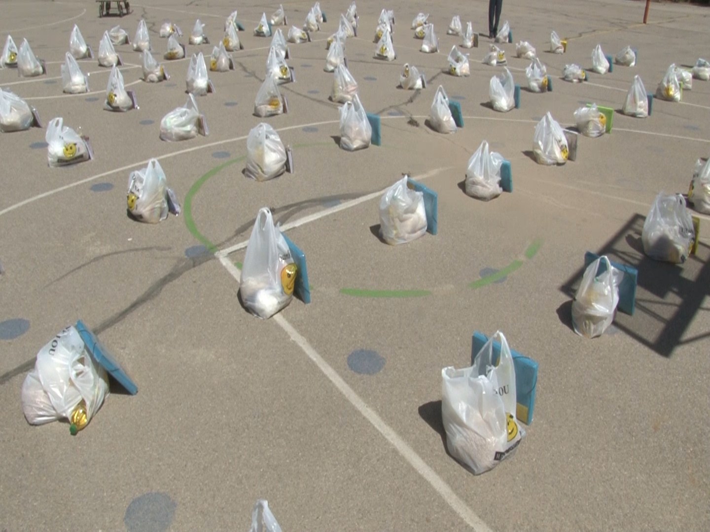 آغاز مرحله دوم توزیع سبد کالا برای دانش آموزان نیازمند