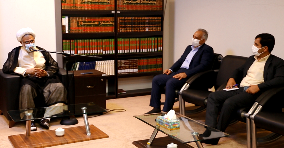 دیدار کارکنان و مدیرکل بهزیستی هرمزگان با امام جمعه بندرعباس