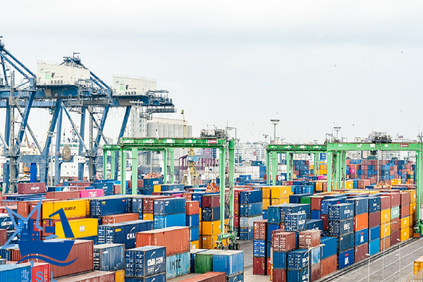 صادرات ۳ میلیون و ۱۲۲ هزار تن کالا از گمرکات خوزستان صادرات ۳ میلیون و ۱۲۲ هزار تن کالا از گمرکات خوزستان