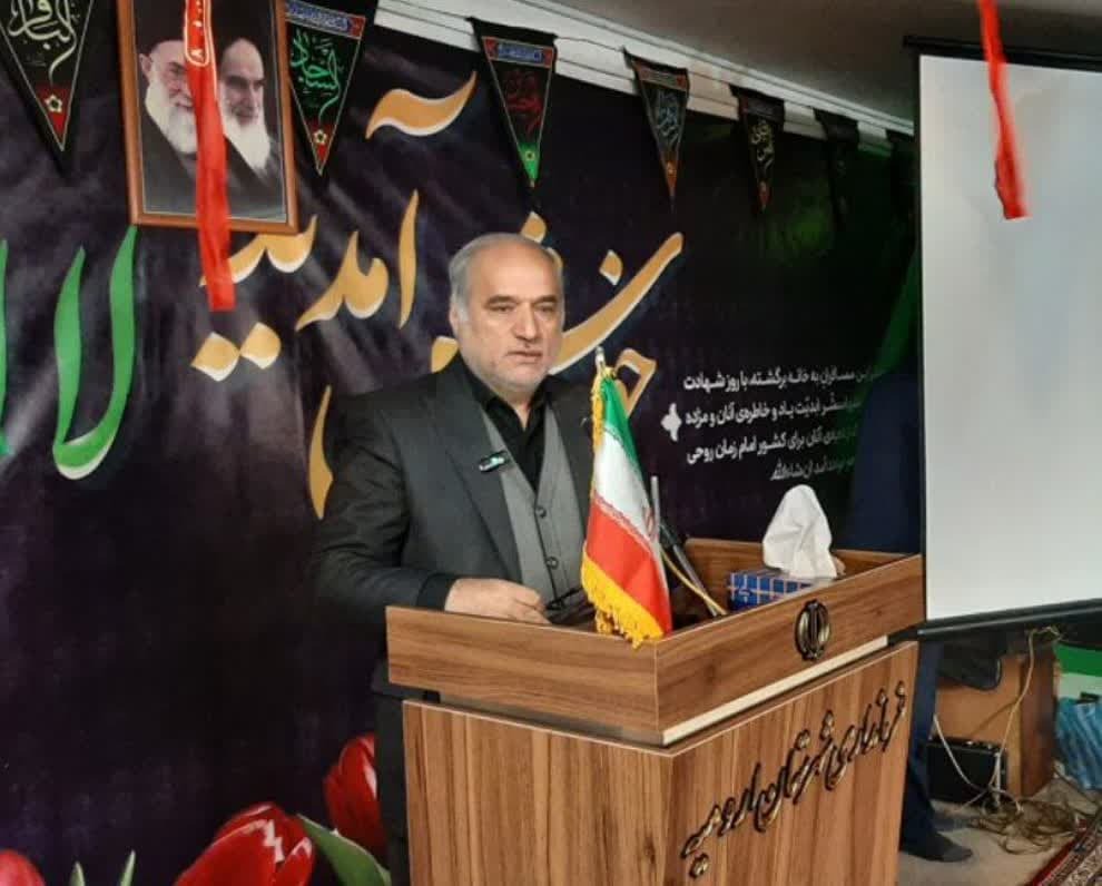 آئین استقبال از شهدای گمنام درفرمانداری ارومیه آئین استقبال از شهدای گمنام درفرمانداری ارومیه