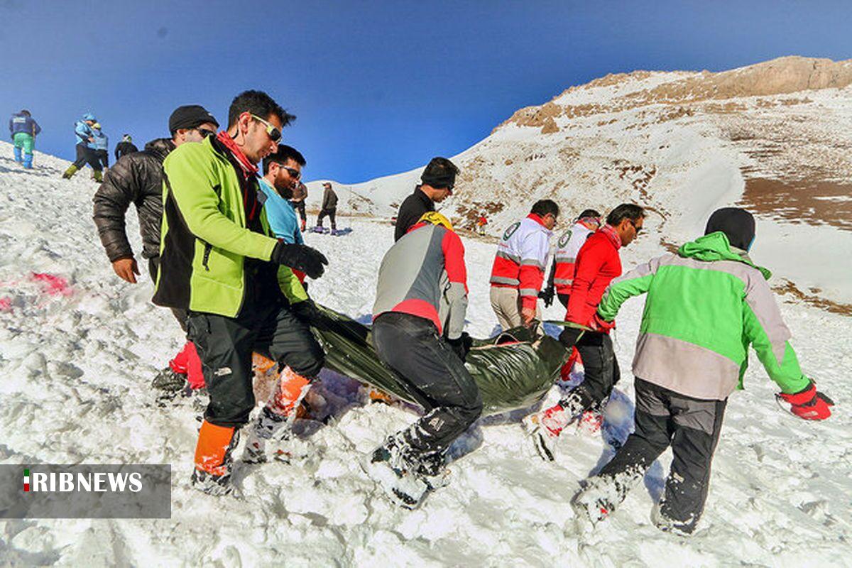 گرفتار شدن ۹ کوهنورد در بهمن اشترانکوه