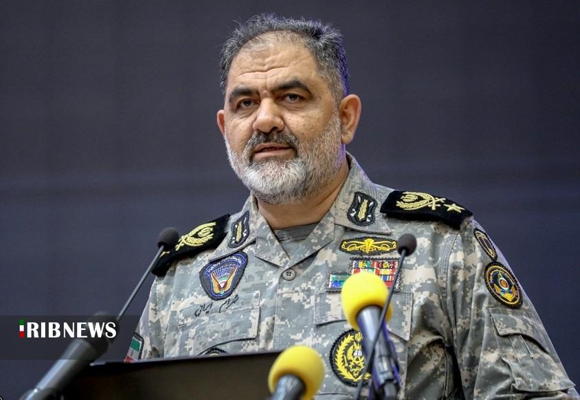 *** نیروی دریایی ارتش هیئتی علمی - پژوهشی به قطب جنوب می فرستد *** نیروی دریایی ارتش هیئتی علمی - پژوهشی به قطب جنوب می فرستد