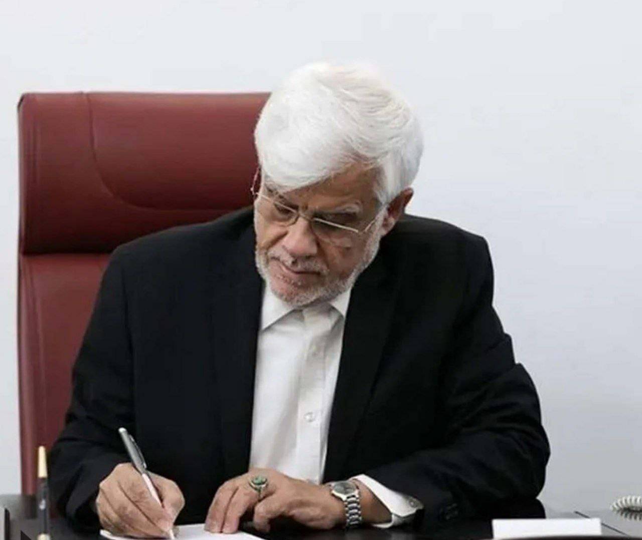 پیام عارف خطاب به دبیرکل جدید حزب الله لبنان پیام عارف خطاب به دبیرکل جدید حزب الله لبنان