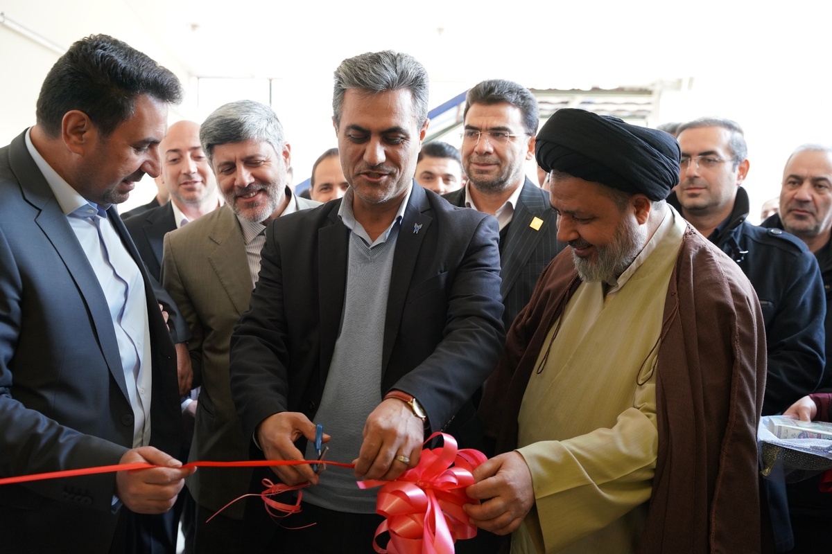 بهرهبرداری از آزمایشگاه همکار دانشگاه آزاد ماکو بهرهبرداری از آزمایشگاه همکار دانشگاه آزاد ماکو