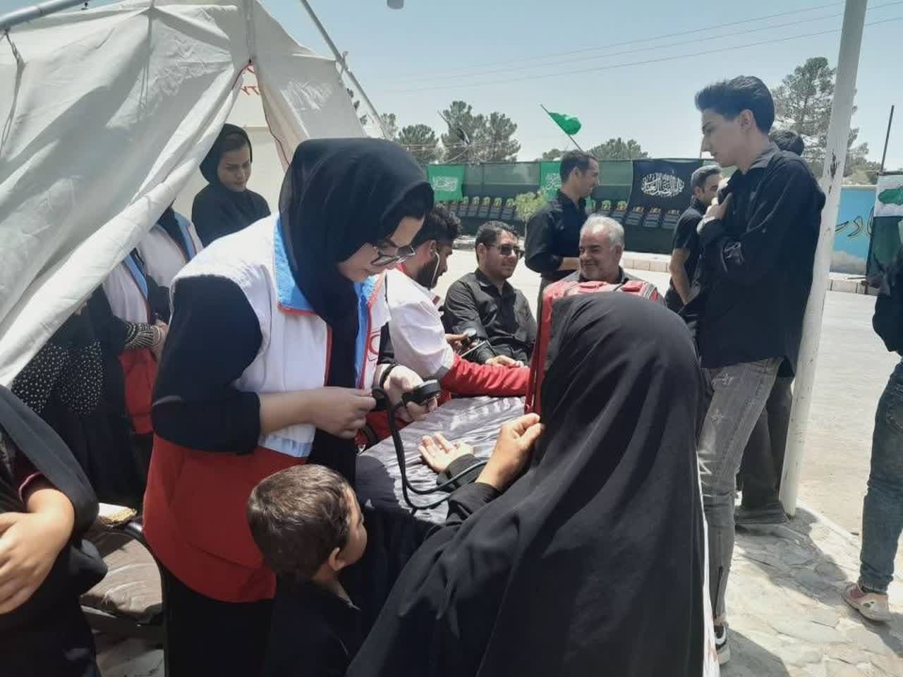 خدمات ۳۱۰ امدادگر جمعیت هلال احمر خراسان جنوبی در روز عاشورا