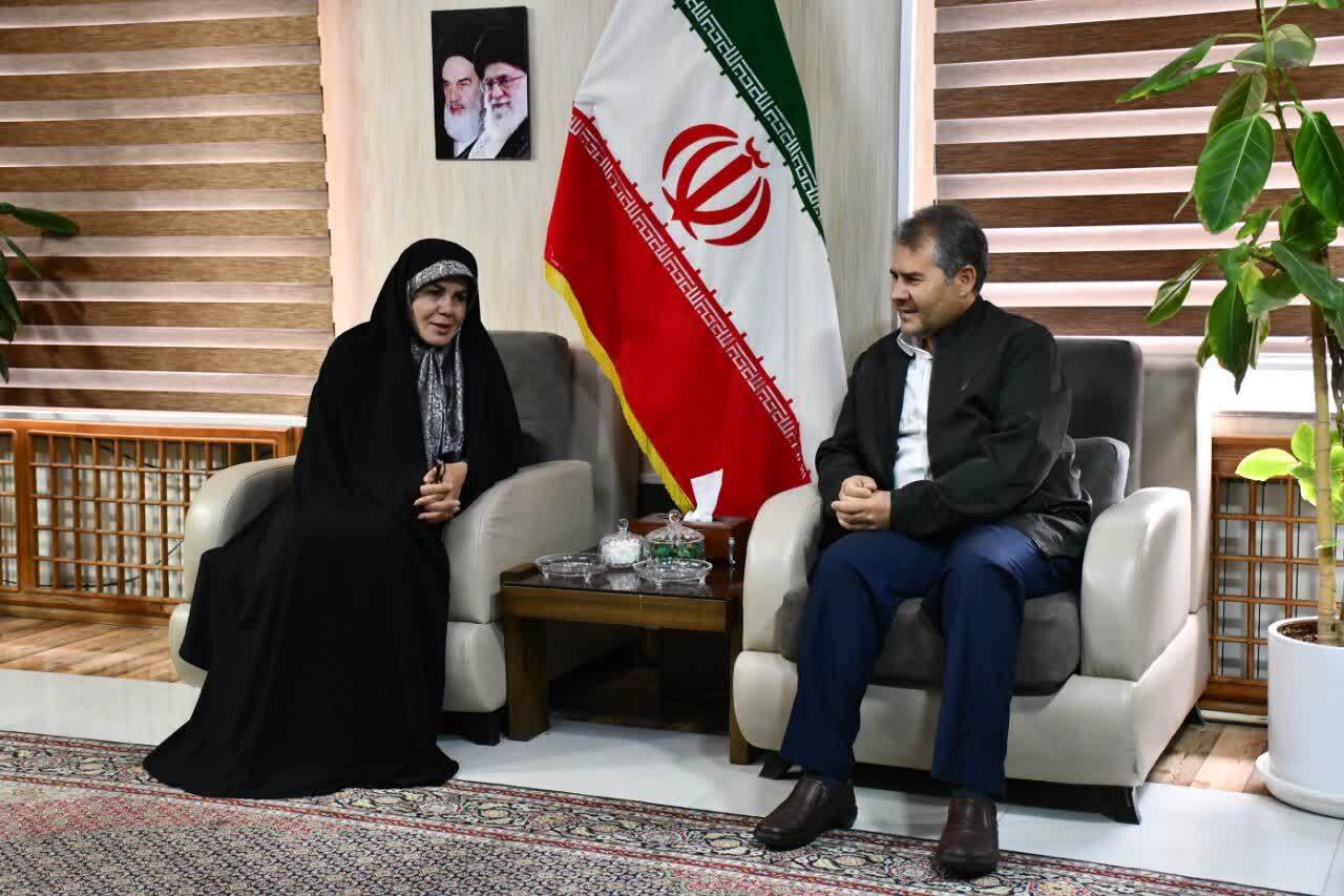 دیدار مسئول دفتر خبری و خبرنگار صدا و سیمای ماکو با فرماندار شهرستان ماکو