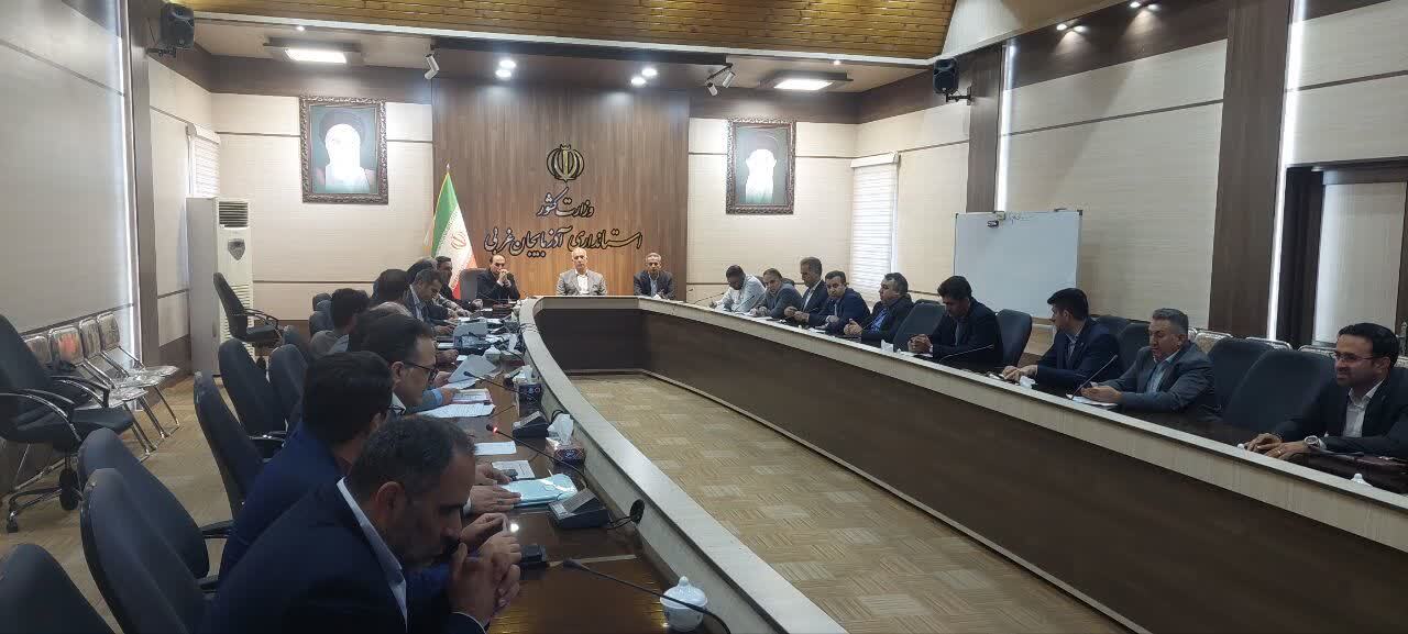 رسیدگی به مشکلات ۱۲ واحد تولیدی در آذربایجان غربی رسیدگی به مشکلات ۱۲ واحد تولیدی در آذربایجان غربی