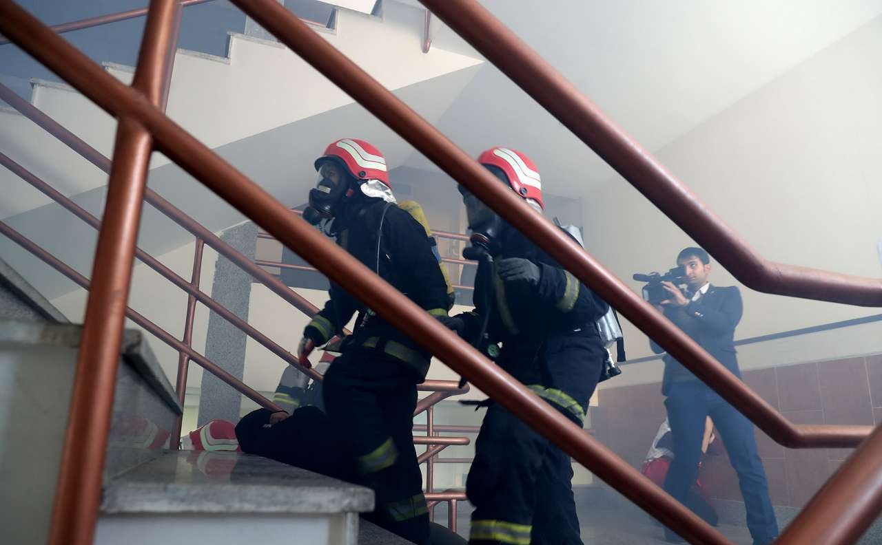 برگزاری مانور امداد و نجات در دانشگاه فردوسی مشهد برگزاری مانور امداد و نجات در دانشگاه فردوسی مشهد