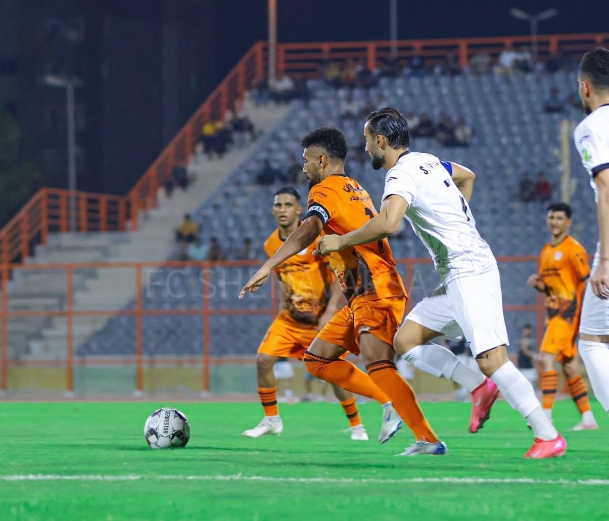 شکست تیم فوتبال شناور سازی قشم مقابل صدرنشین