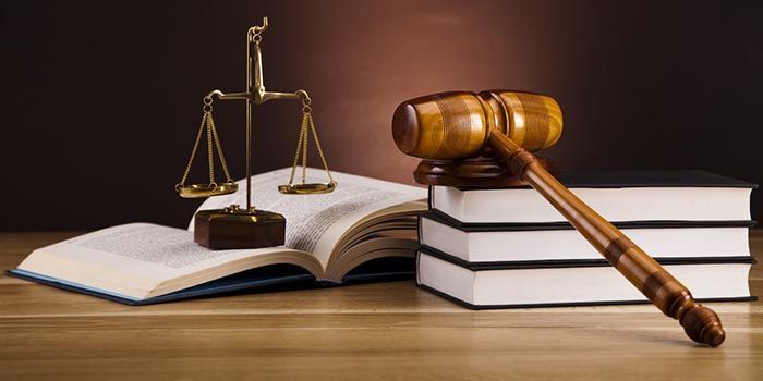 در پی انتشار کلیپ غیراخلاقی منتسب به بازیکن ملوان بندر انزلیدادستان عمومی و انقلاب مرکز استان گیلان از تشکیل پرونده‌ای در دادسرای عمومی و انقلاب انزلی در پی انتشار کلیپی مغایر با عفت عمومی منتسب به بازیکن تیم فوتبال ملوان بندر انزلی در فضای مجازی خبر داد.