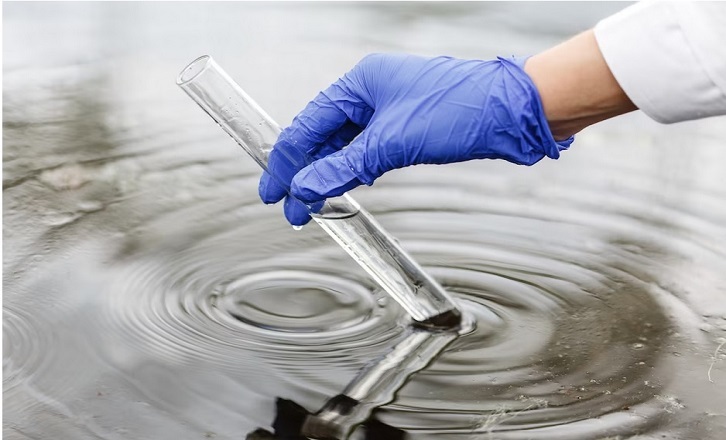 فعالیت ۳۴ آزمایشگاه کنترل کیفیت آب و فاضلاب در خوزستان فعالیت ۳۴ آزمایشگاه کنترل کیفیت آب و فاضلاب در خوزستان