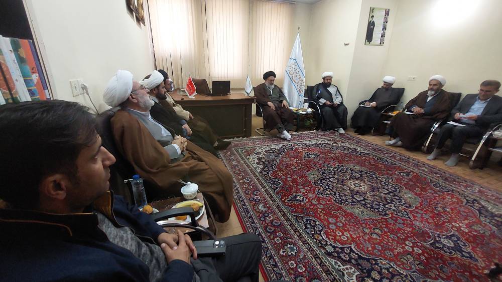 تاکید بر برگزاری کارگاههای آموزشی با موضوع امر به معروف و نهی از منکر