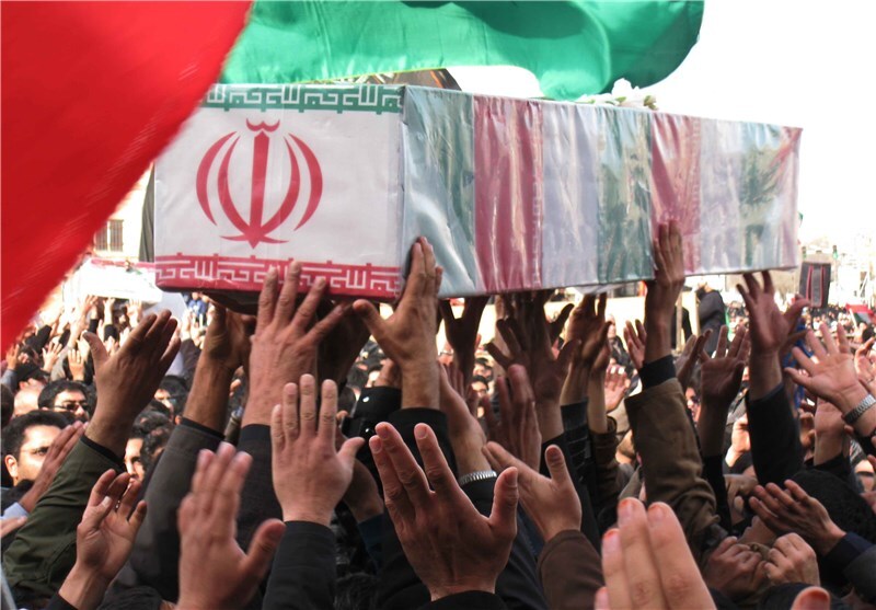 عطر حضور لاله گمنام فردا در همدان عطر حضور لاله گمنام فردا در همدان